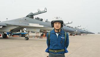 中国飞行员爆料新闻视频